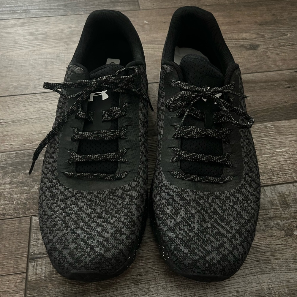 Men's Under Armour Black Charged Athletic Shoes